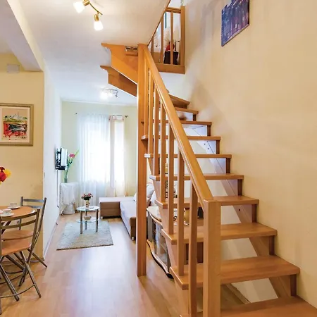 Gorgeous In With Wifi Apartman